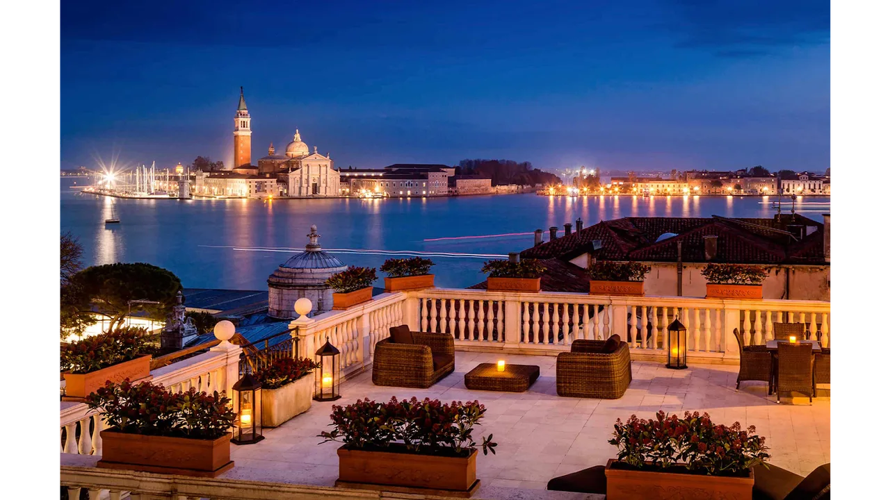 Baglioni Hotel Luna exterior and canal frontage in San Marco, Venice