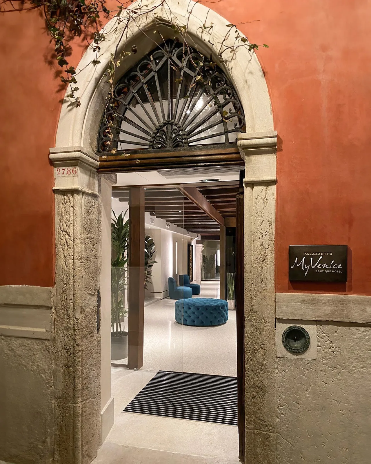 Palazzetto MyVenice exterior and canal frontage in Dorsoduro, Venice